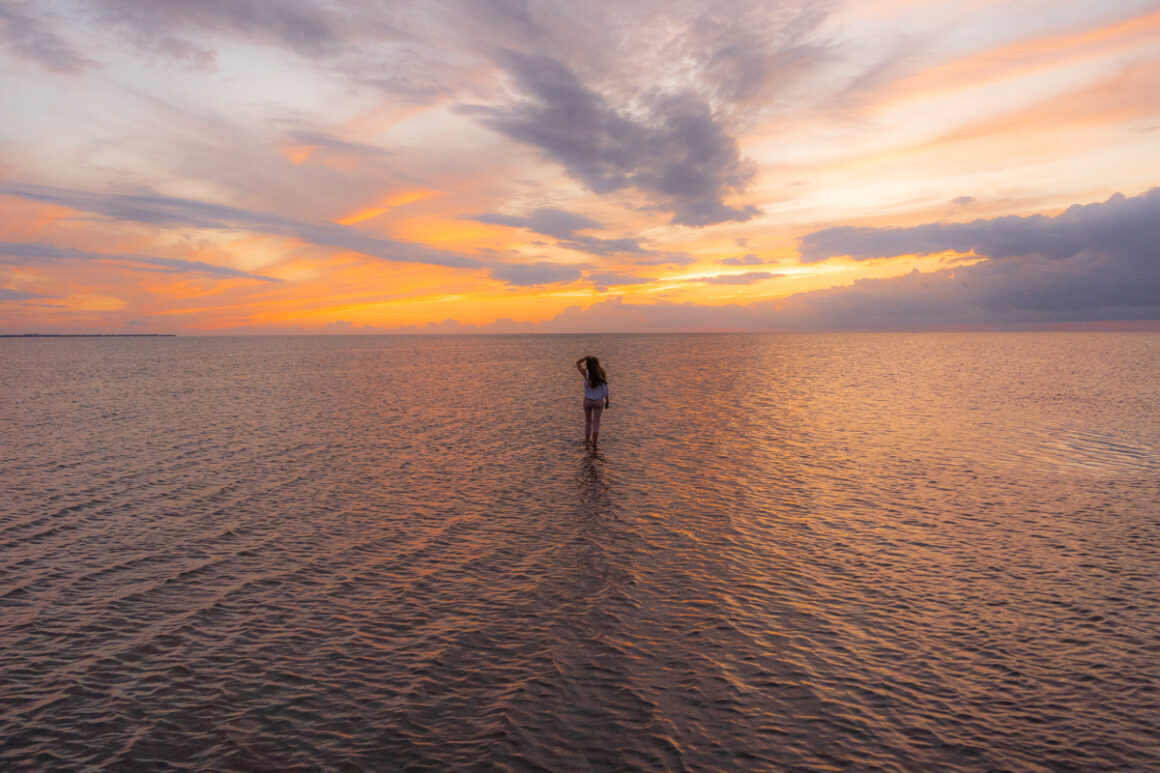 Pamlico Sound In The OBX is one of our favorite things to do in the outer banks for couples