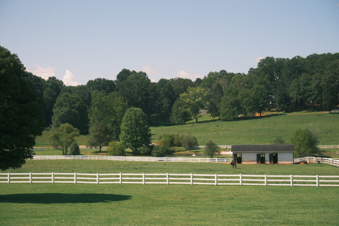 horseshoe farm resorts near Asheville NC